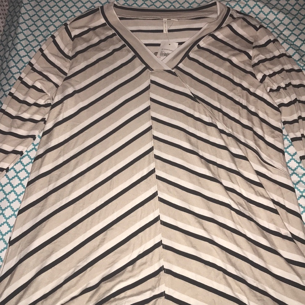 cato t-shirt.